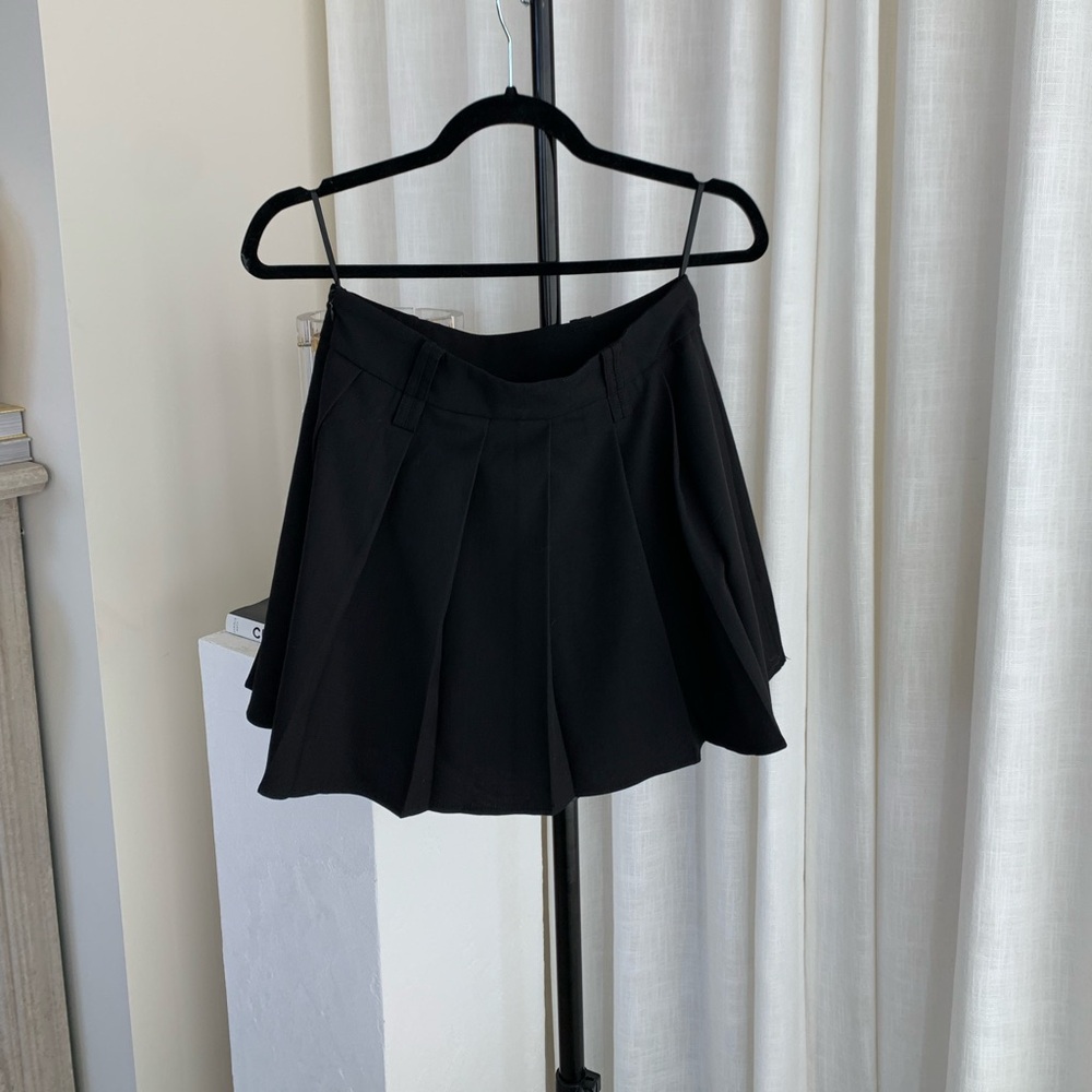Black Pleated Mini Skirt
